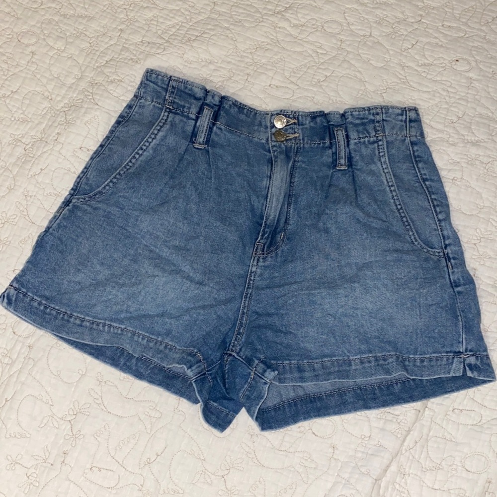 American Eagle Outfitters Jean Mom Short